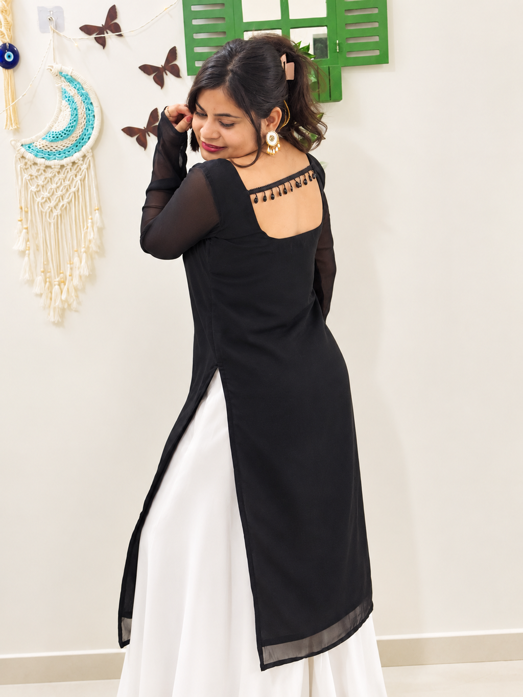 Shivi Shell Lace Kurti