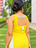 Sunlit Kaudi Slit Kurti