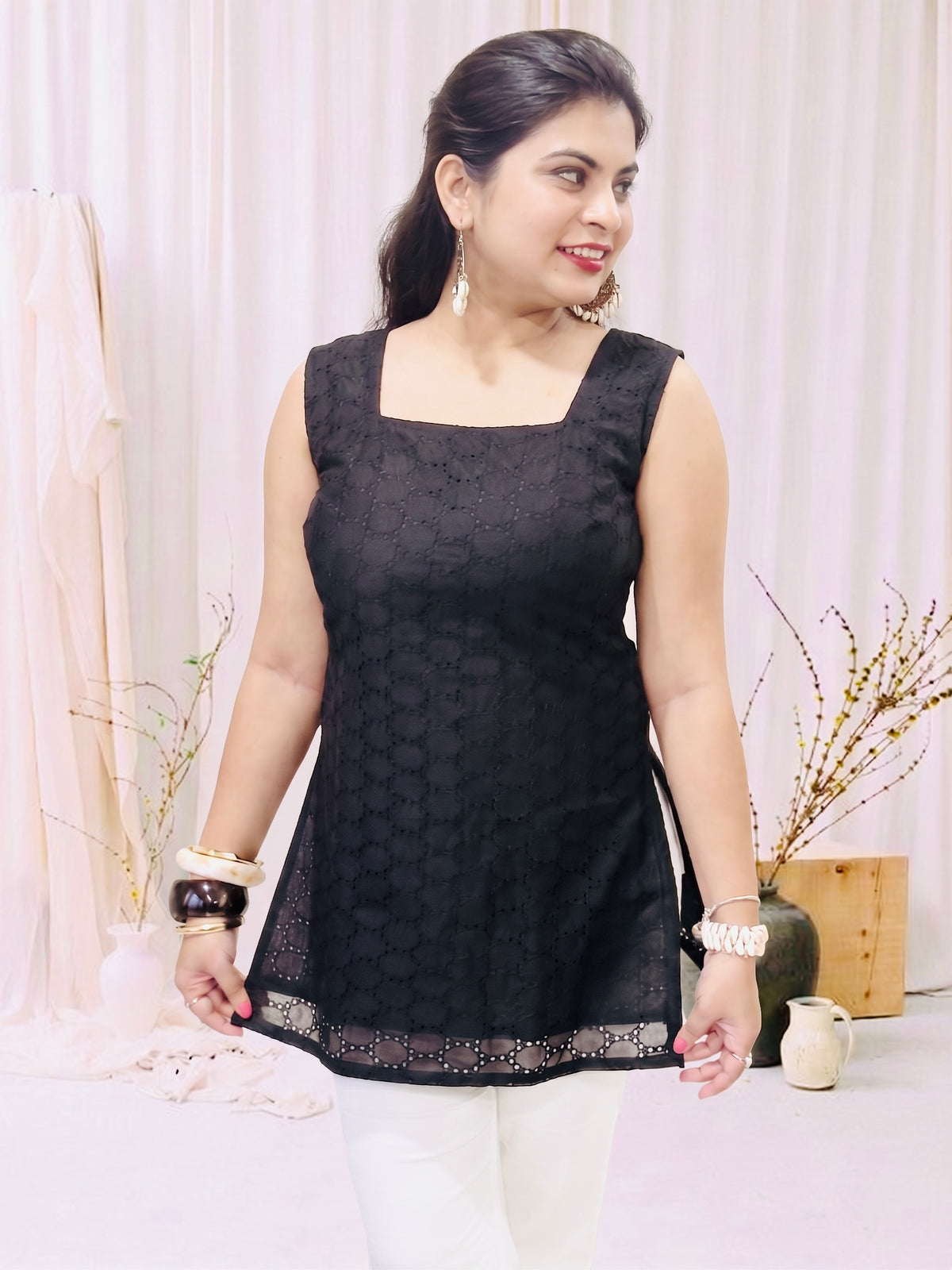 Black Shell Ladder Kurti