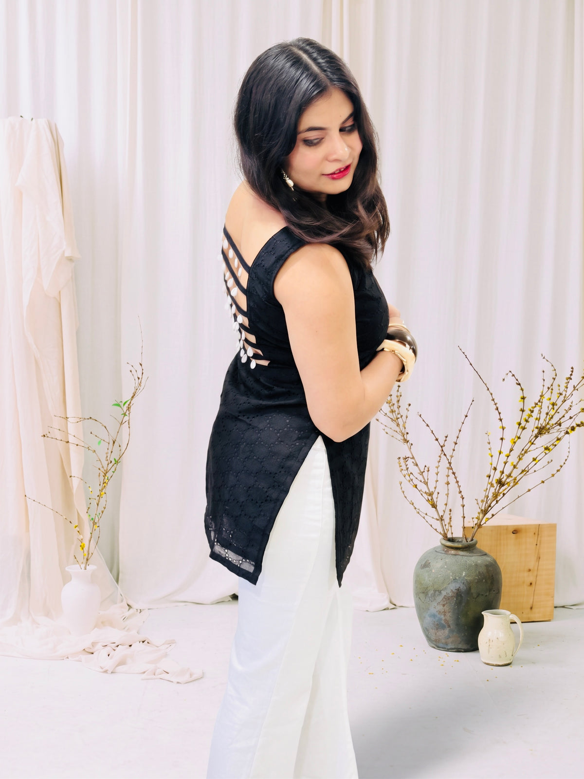 Black Shell Ladder Kurti