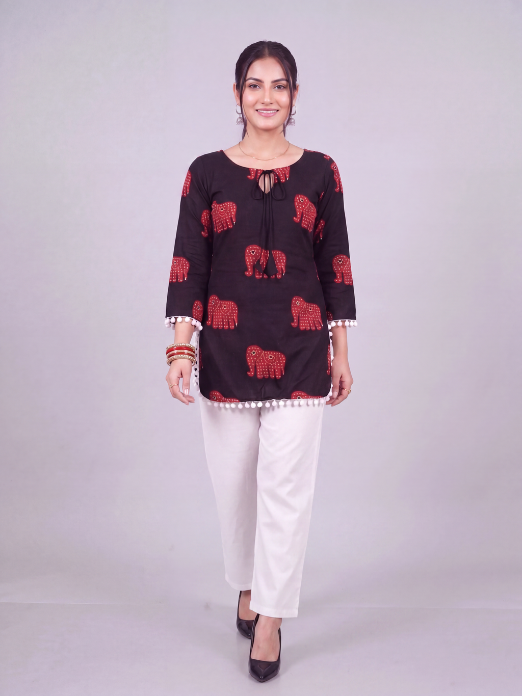 Nyra Black – Laddu Lace Corset Kurti