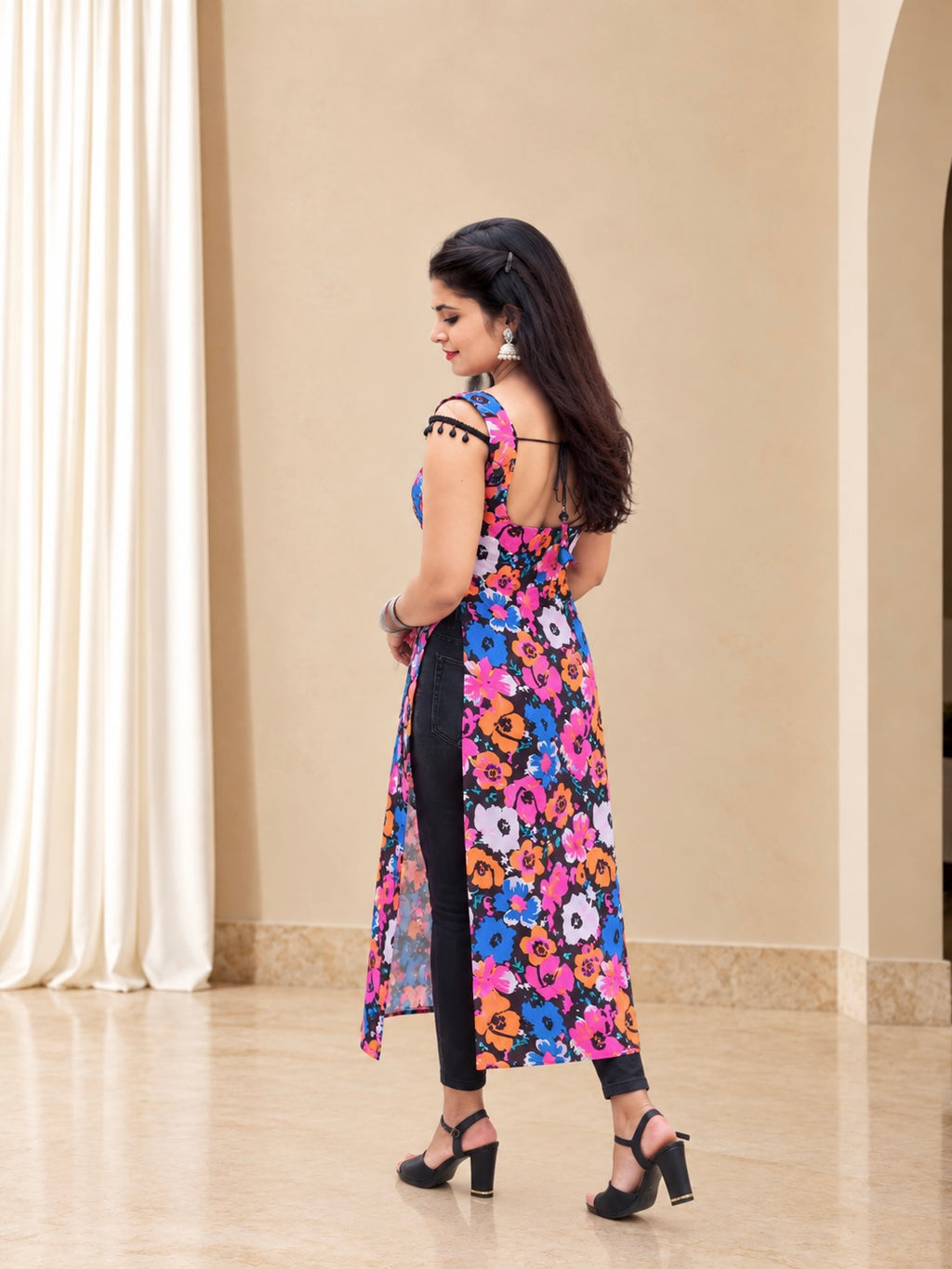 Midnight Bloom Shell-Back Long Kurti