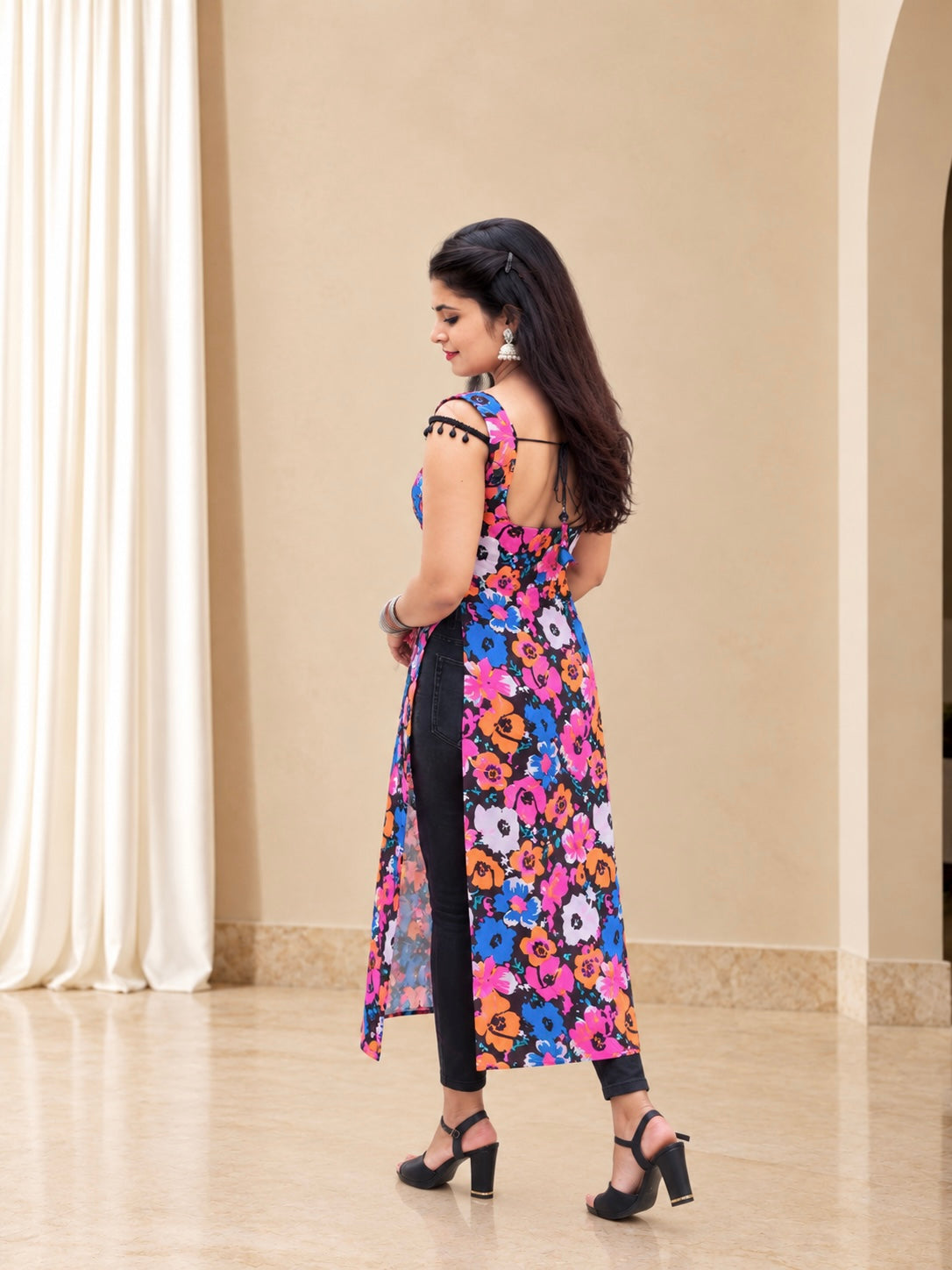 Midnight Bloom Shell-Back Long Kurti