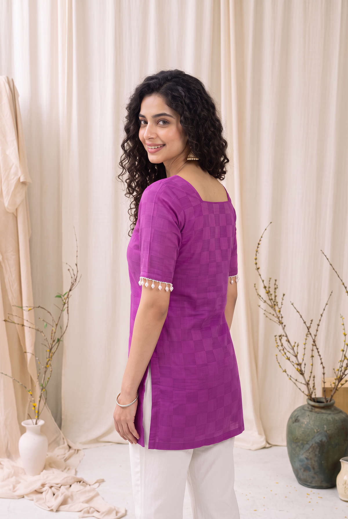 Lavina Pearl Sleeve Kurti