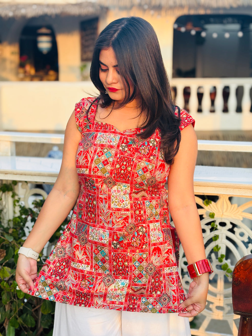 Gulnaar Corset Kurti