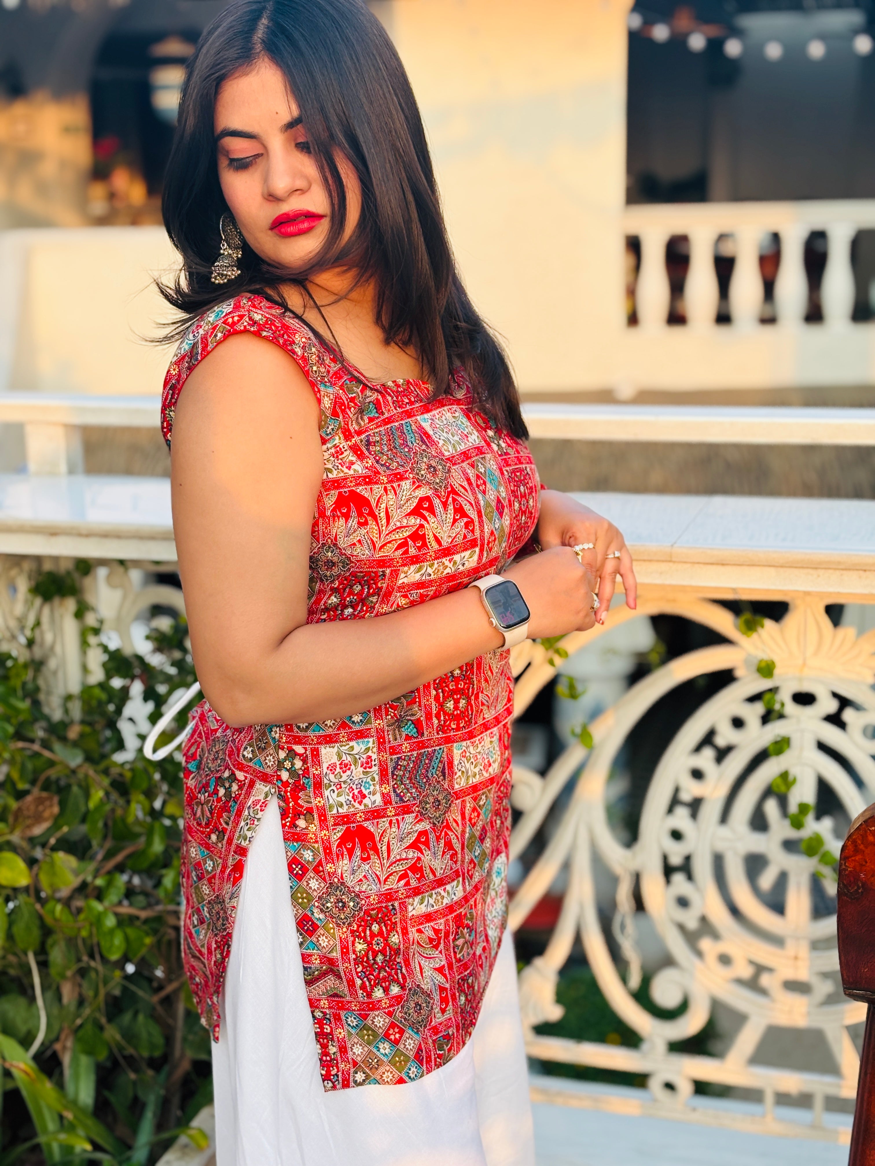 Gulnaar Corset Kurti