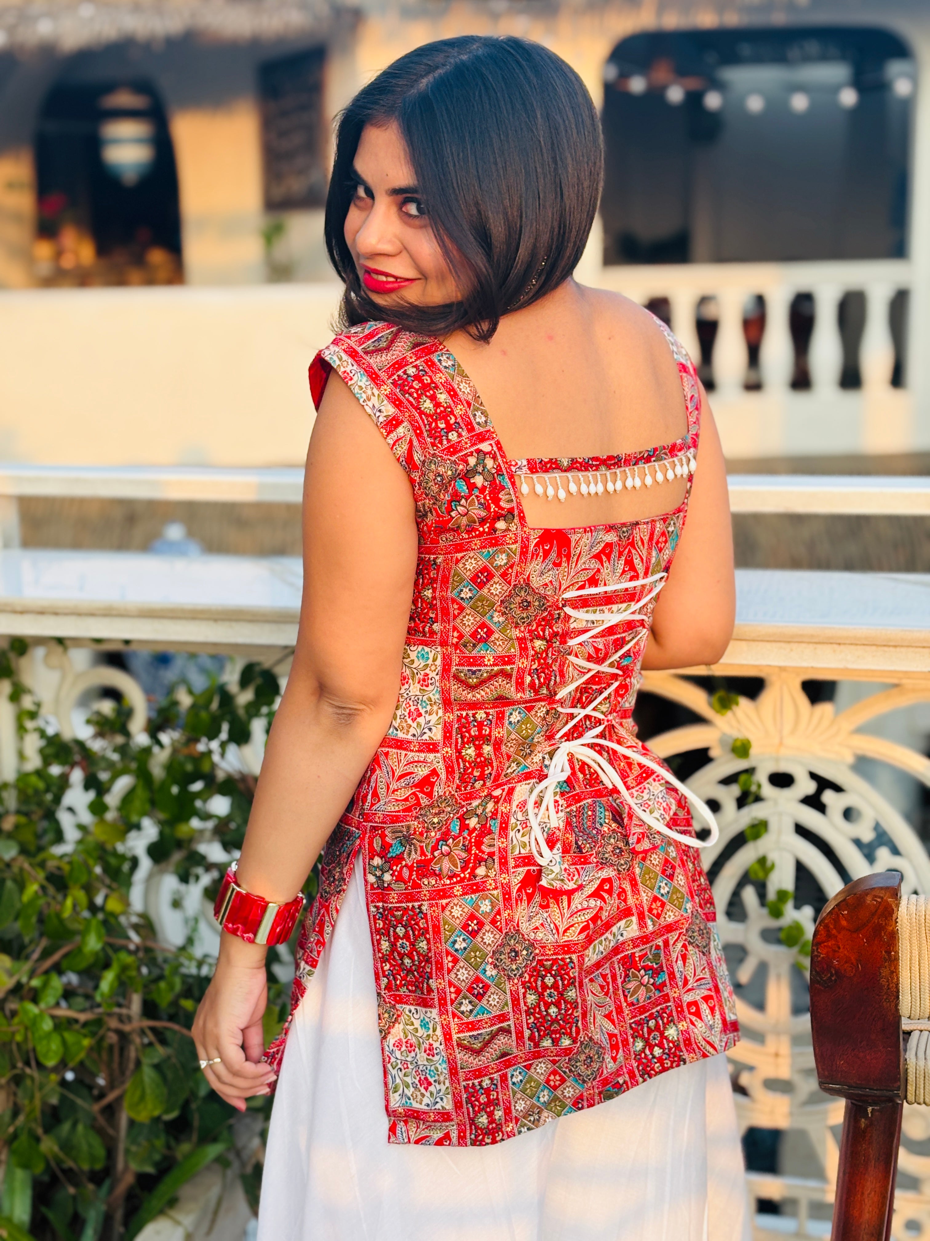Gulnaar Corset Kurti