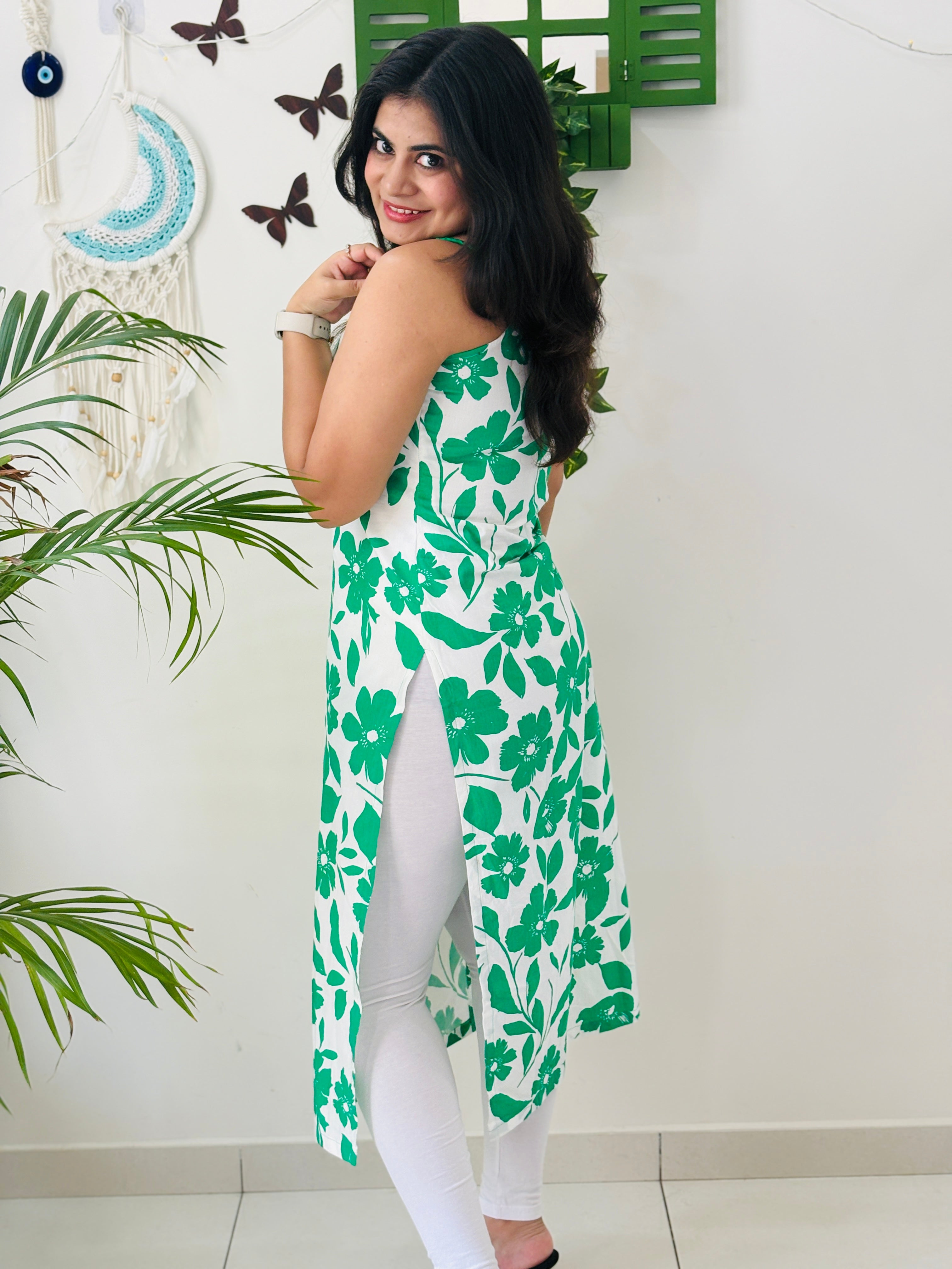 Emerald Muse Kurti 💚