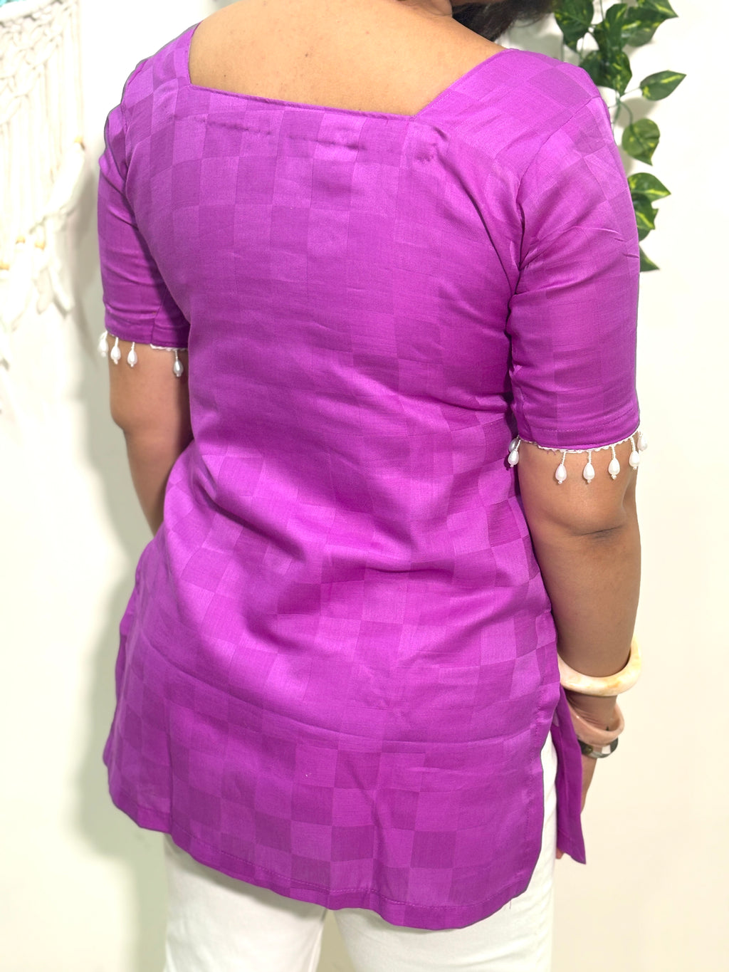 Lavina Pearl Sleeve Kurti