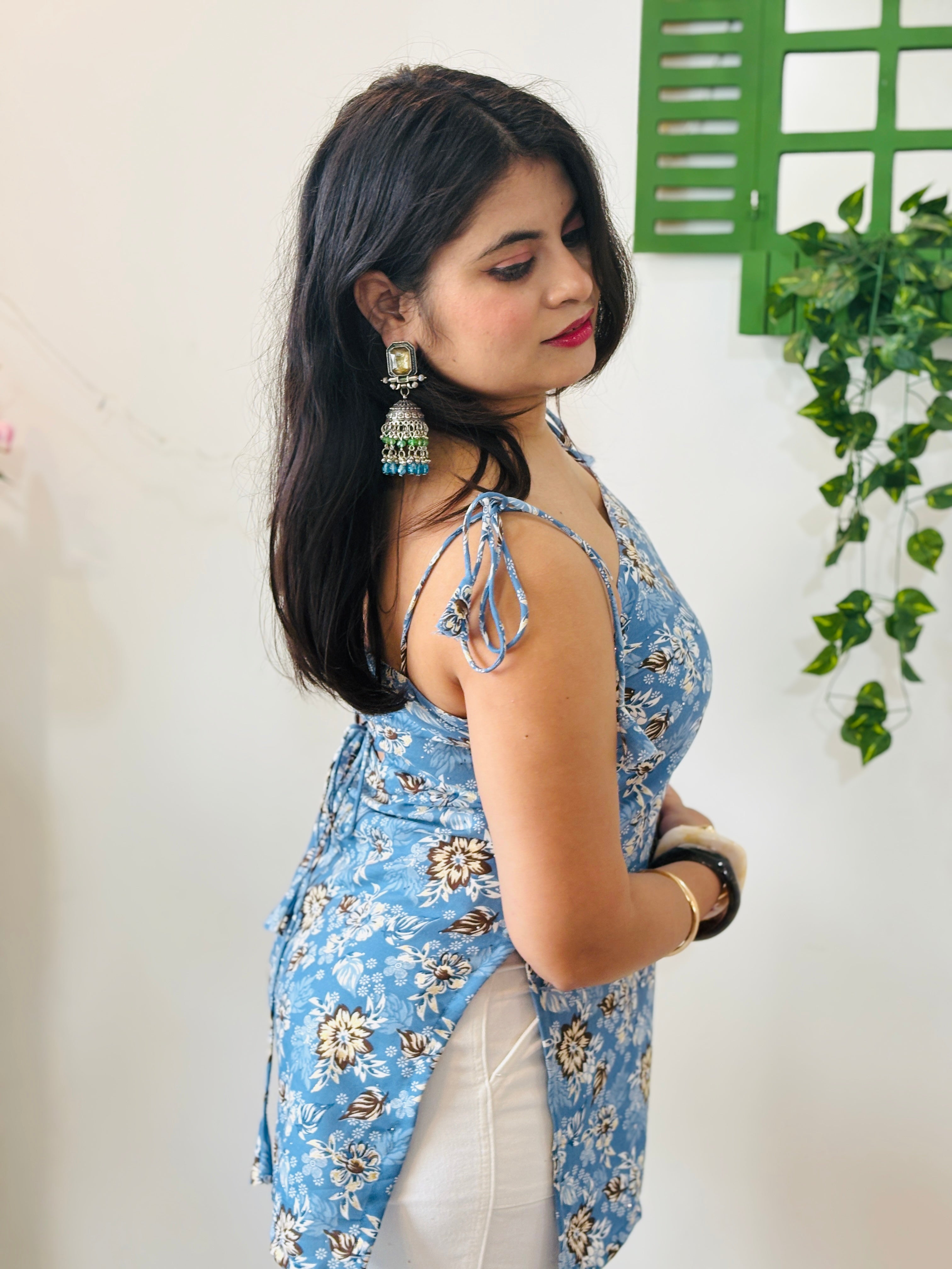 Nayanika Tie Strap Corset Back Kurti