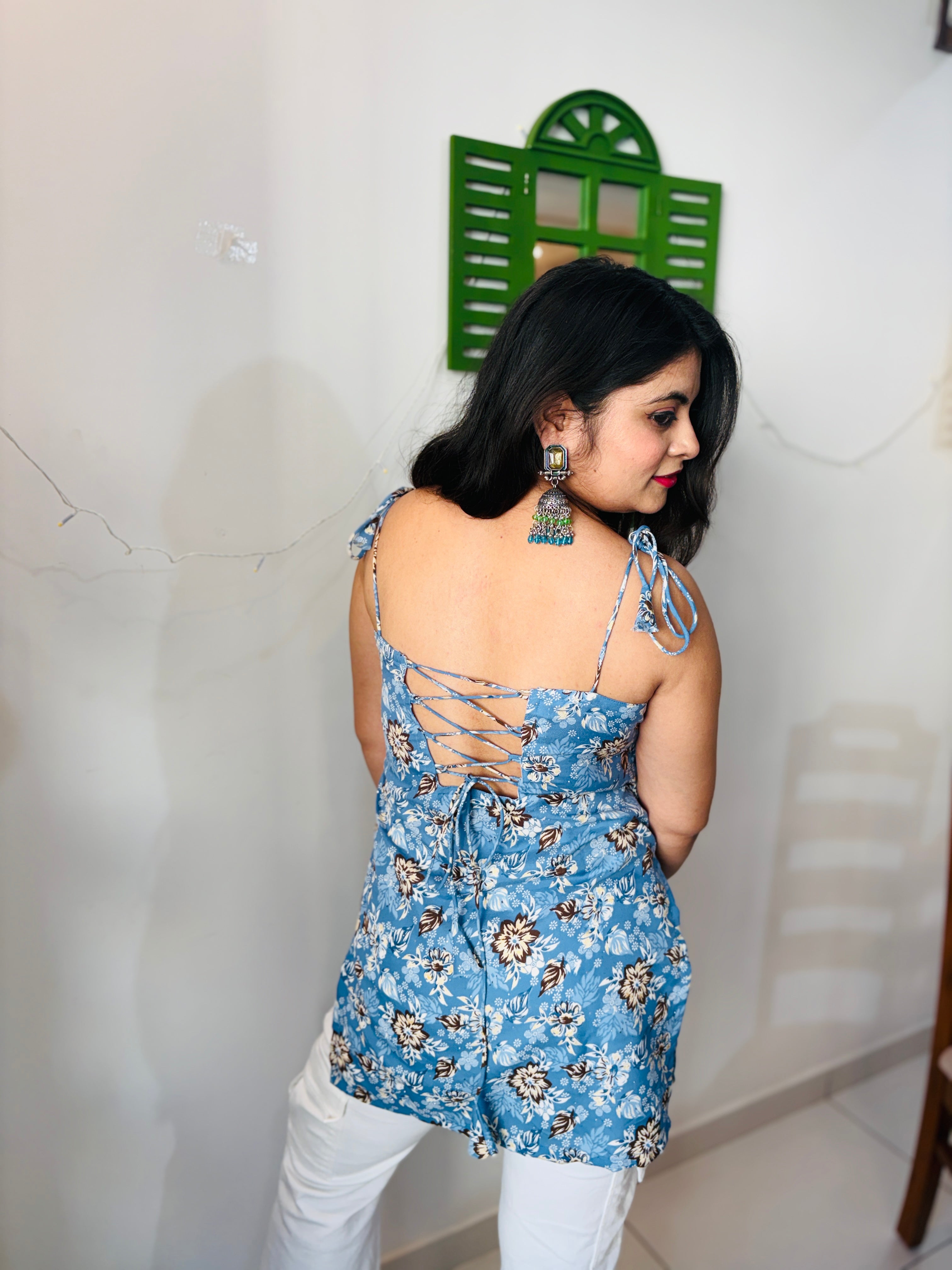 Nayanika Tie Strap Corset Back Kurti