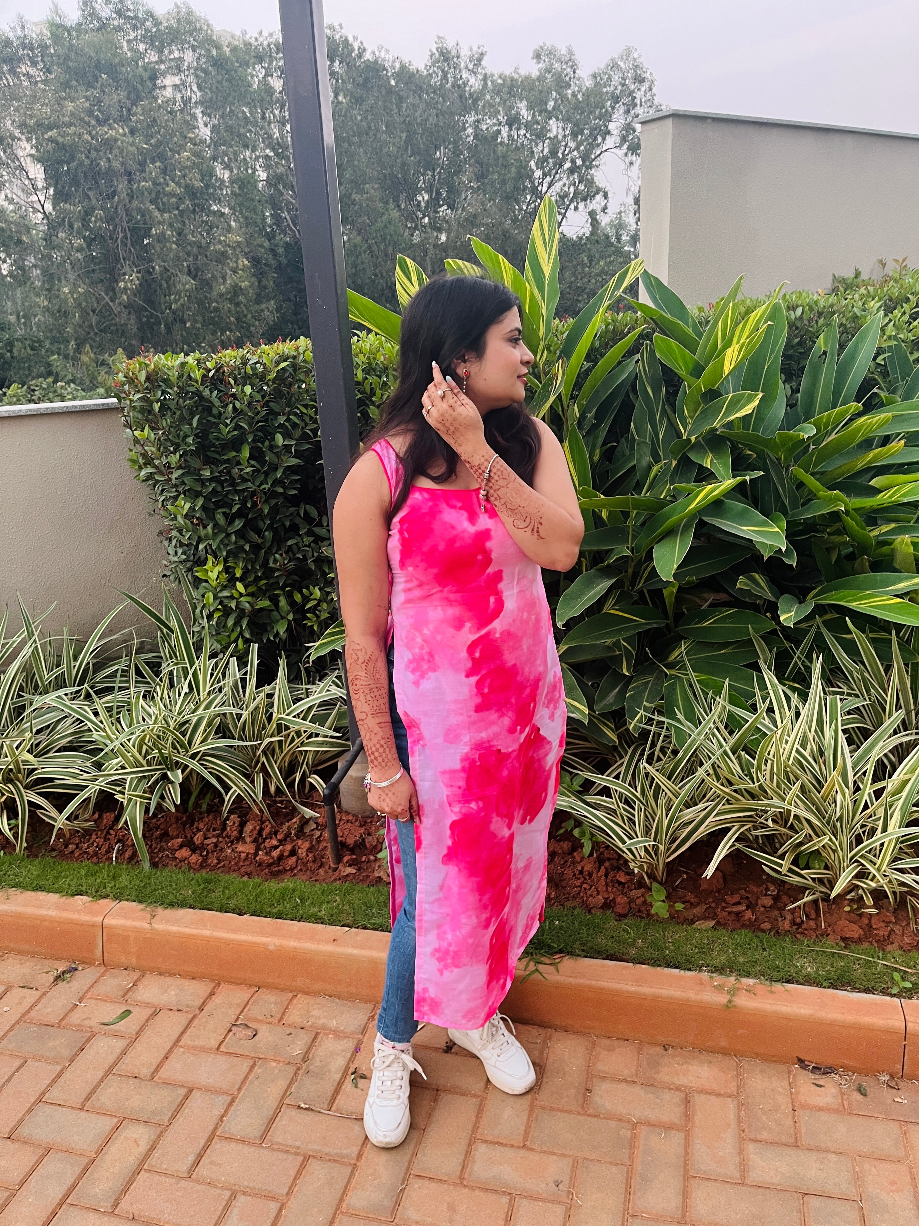 Pink Aura Shell-Back Kurti