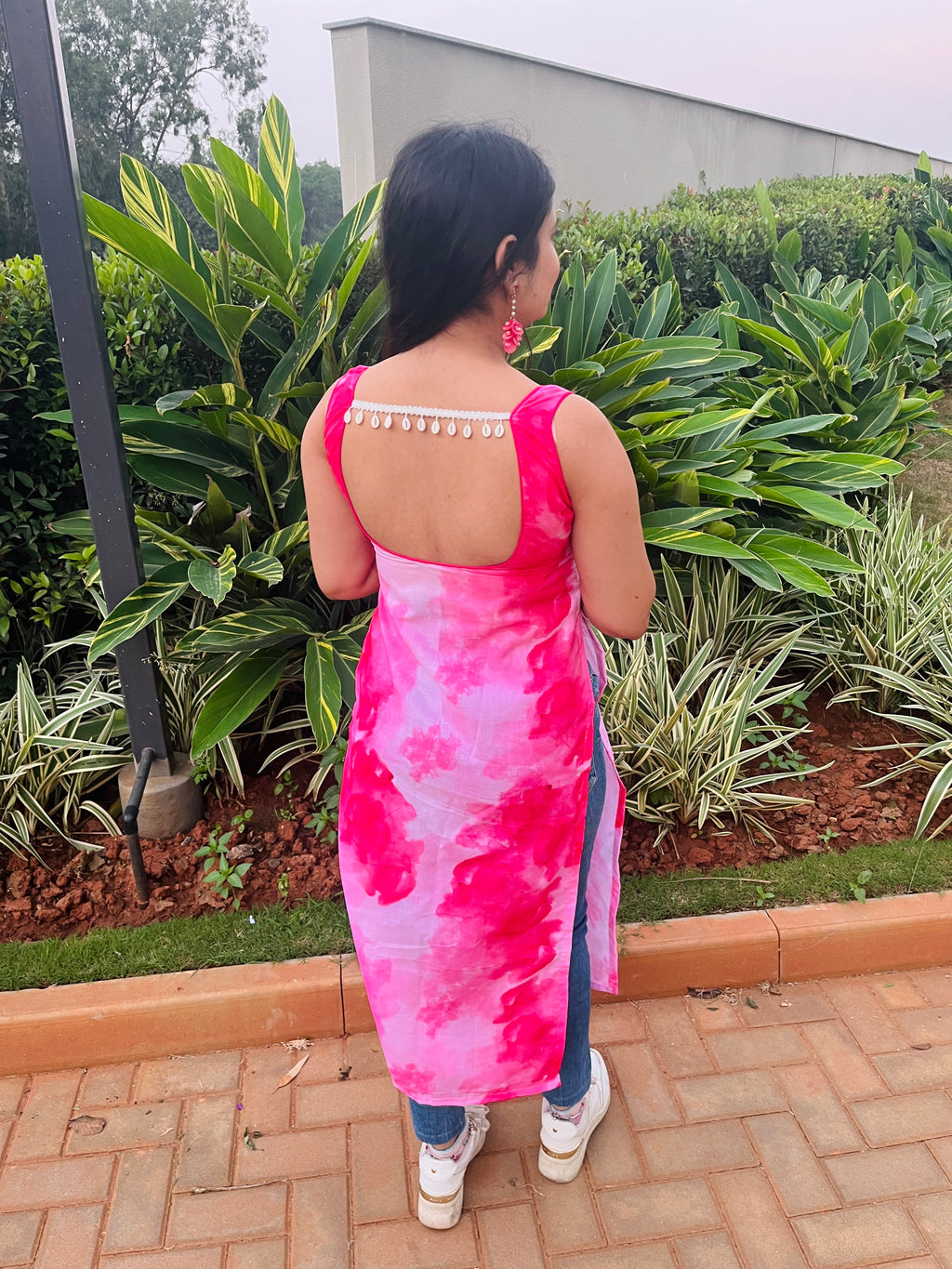 Pink Aura Shell-Back Kurti