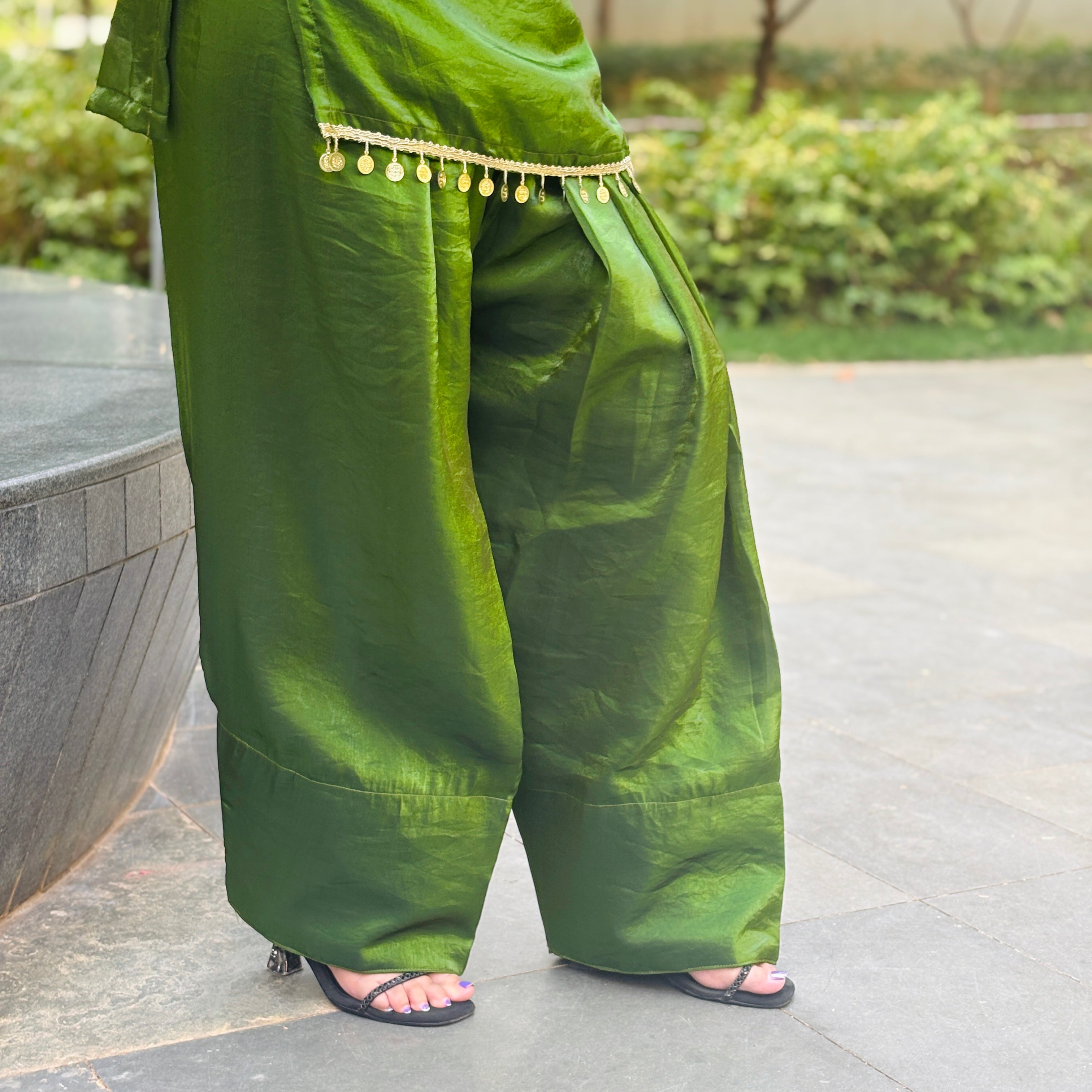 Sahiba Farshi Salwar Suit Set