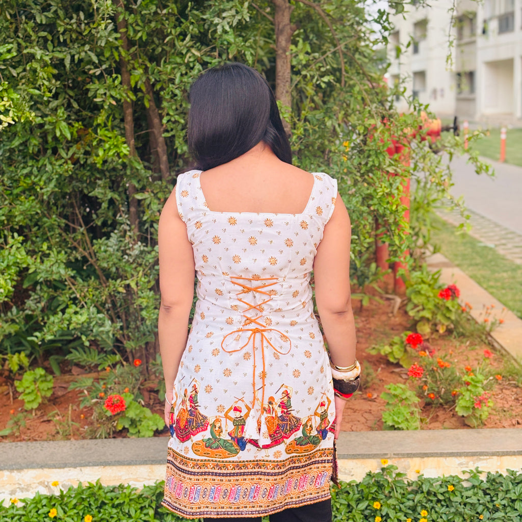 Aarohi Folk Muse Kurti – (Ivory & Mustard)