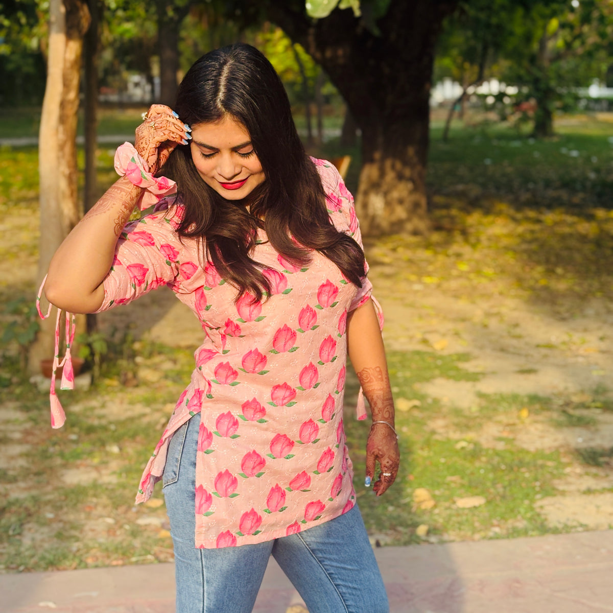 Blush Lotus Dori Sleeve Kurti