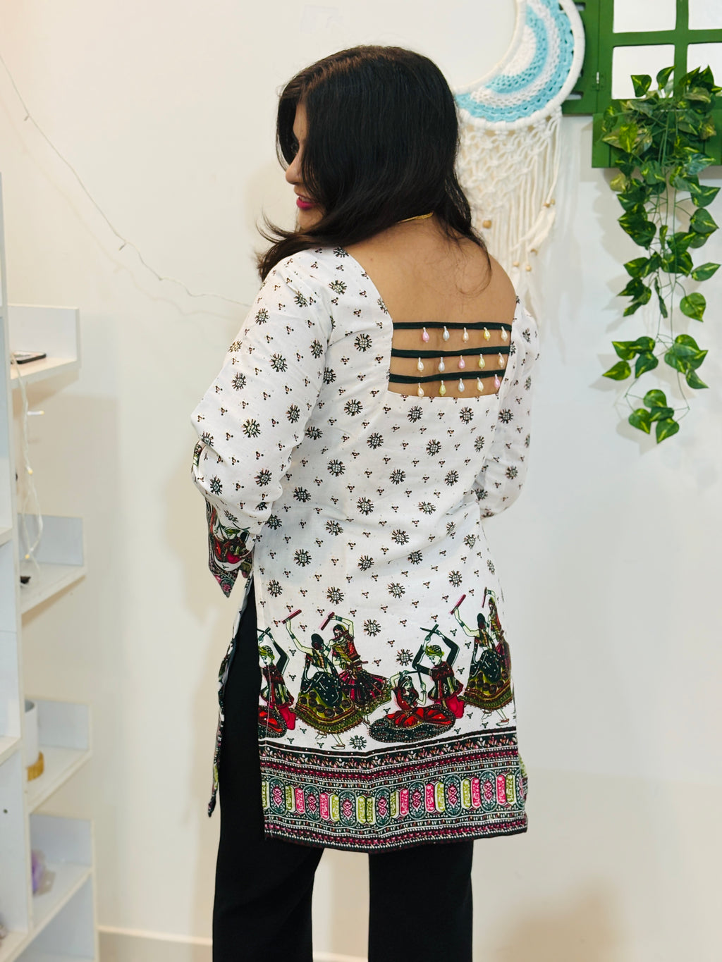 Nritya Pearl Cotton Kurti (White & Green)