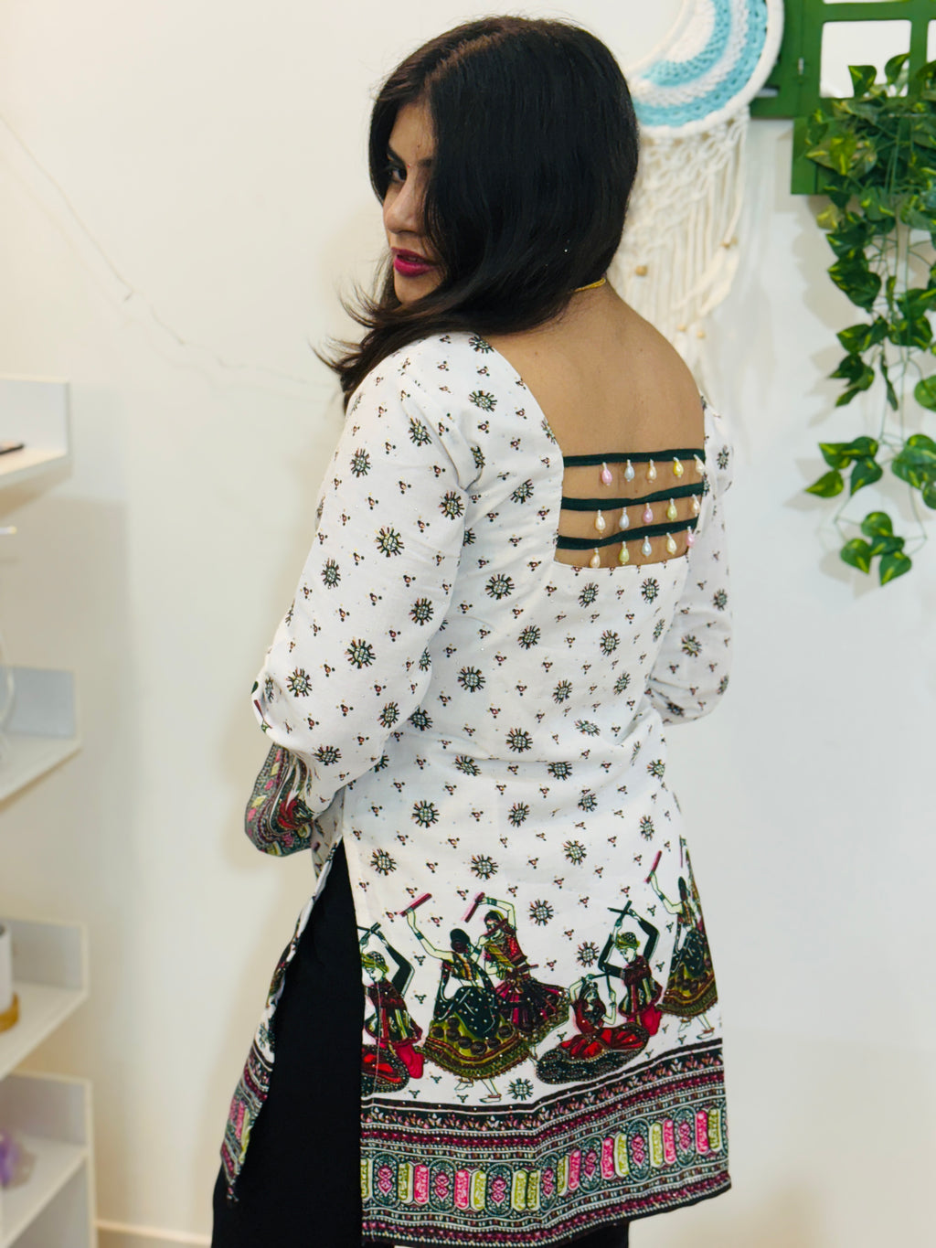 Nritya Pearl Cotton Kurti (White & Green)