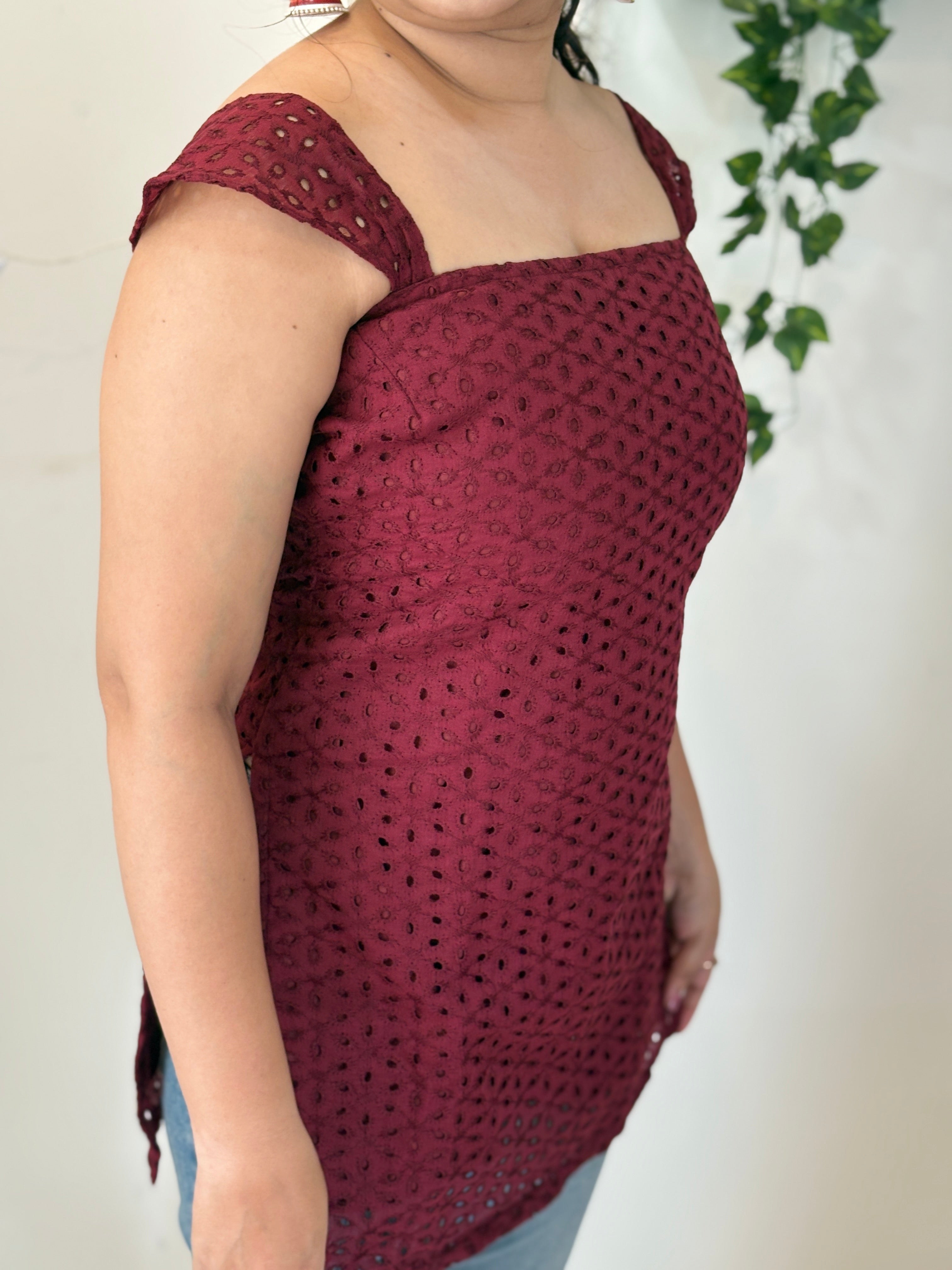 Wine Hakoba Chikan Kurti