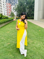 Sunlit Kaudi Slit Kurti