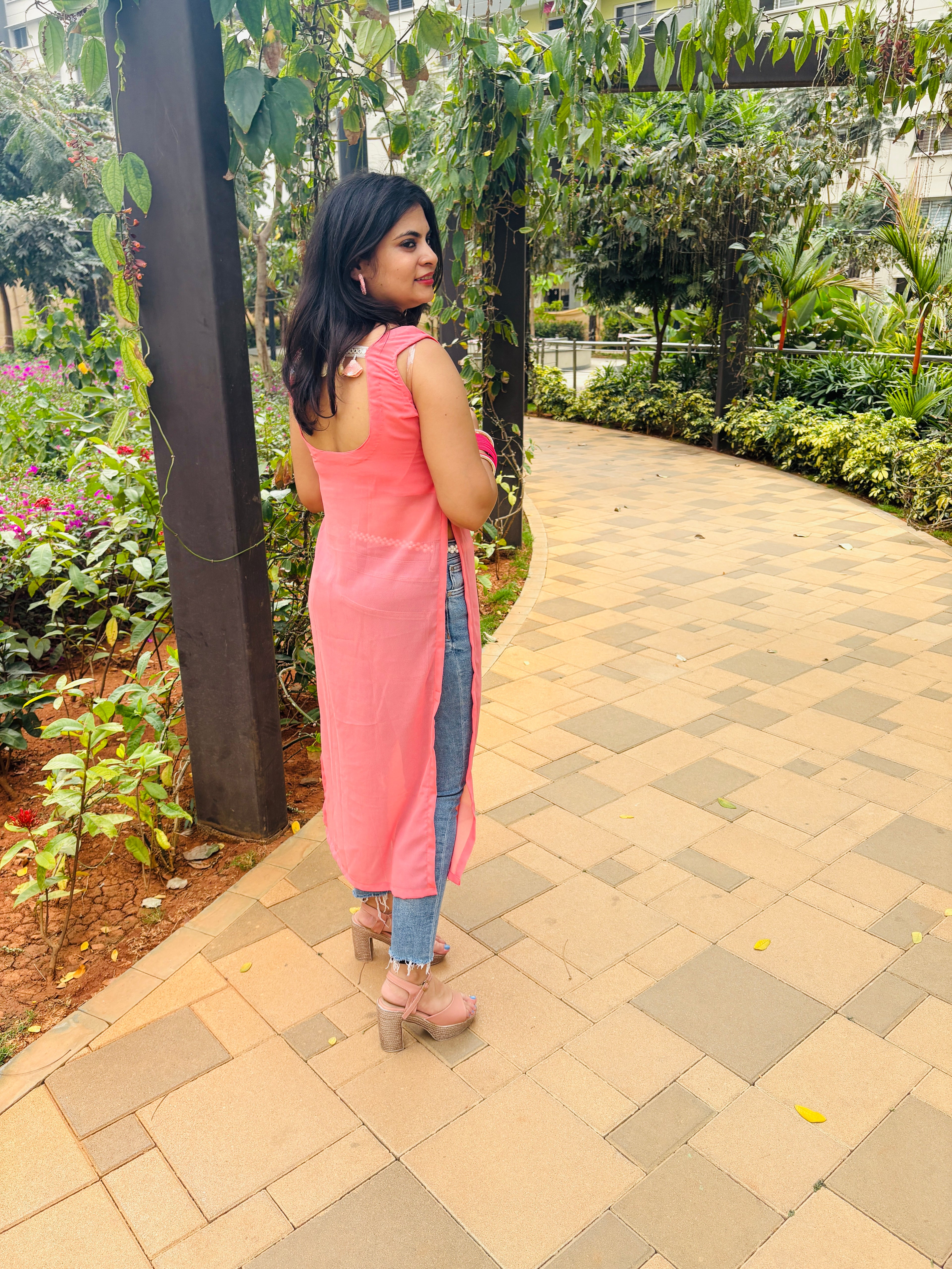 Coral Glow Kaudi-Back Slit Kurti