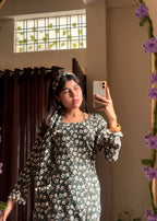 Mogra Noir Kurti (Bottle Green & Floral)