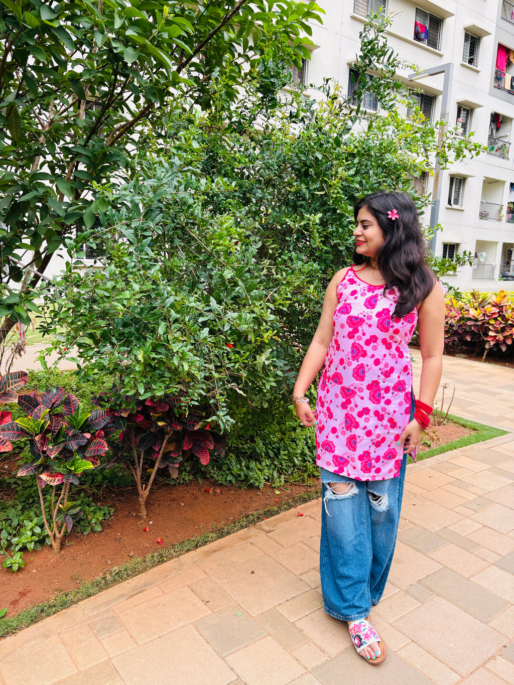 Gulabi Phool Tie-Strap Cotton Kurti