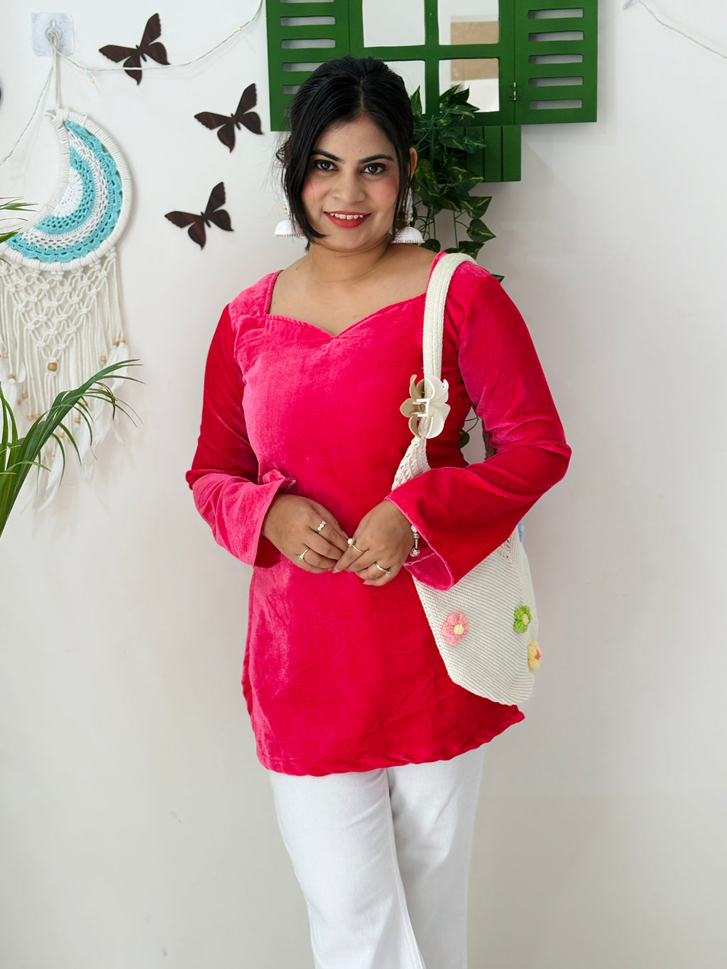 Gulabi Velvet Kurti