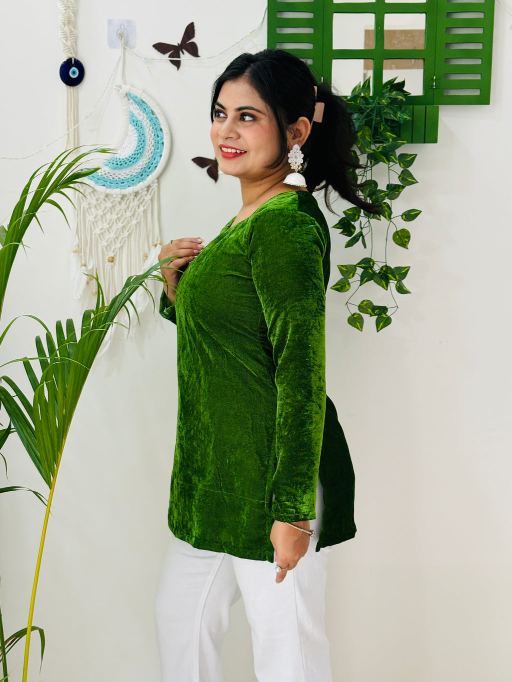 Heer Velvet Grace Kurti