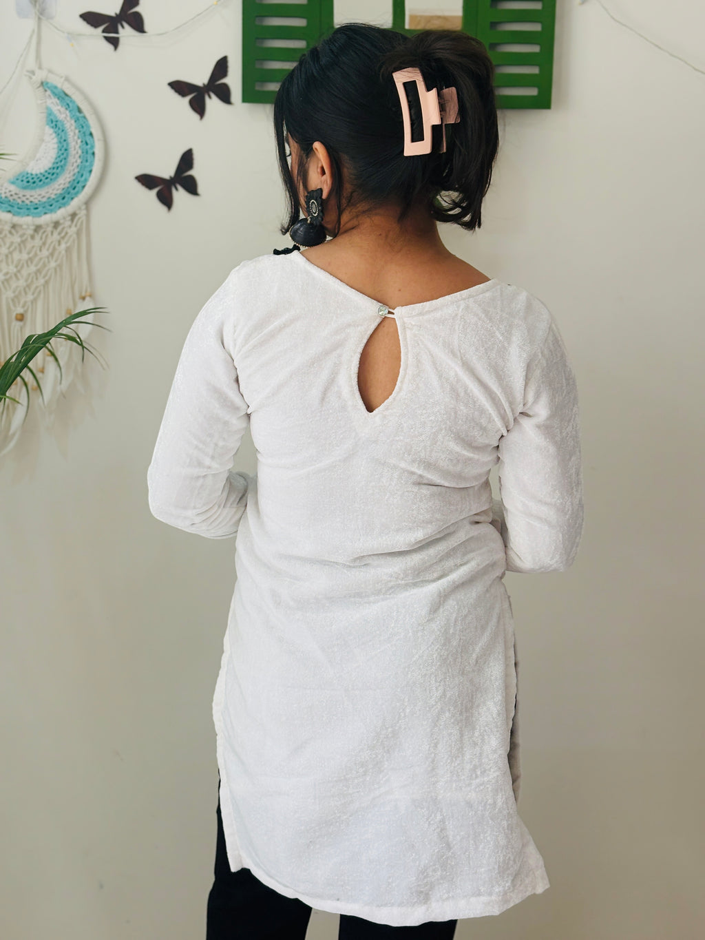 Shweta Pushp Velvet Kurti