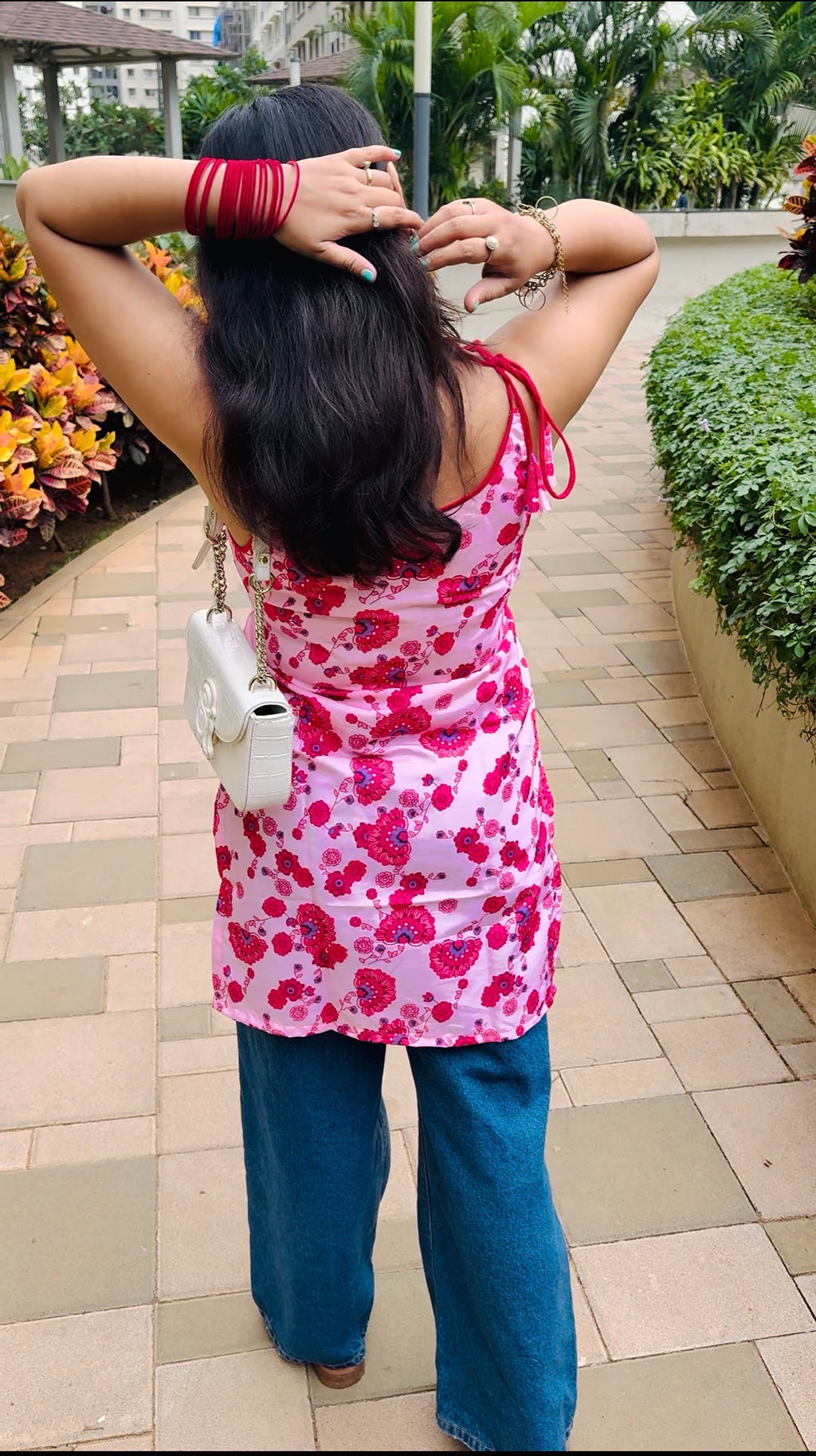 Gulabi Phool Tie-Strap Cotton Kurti