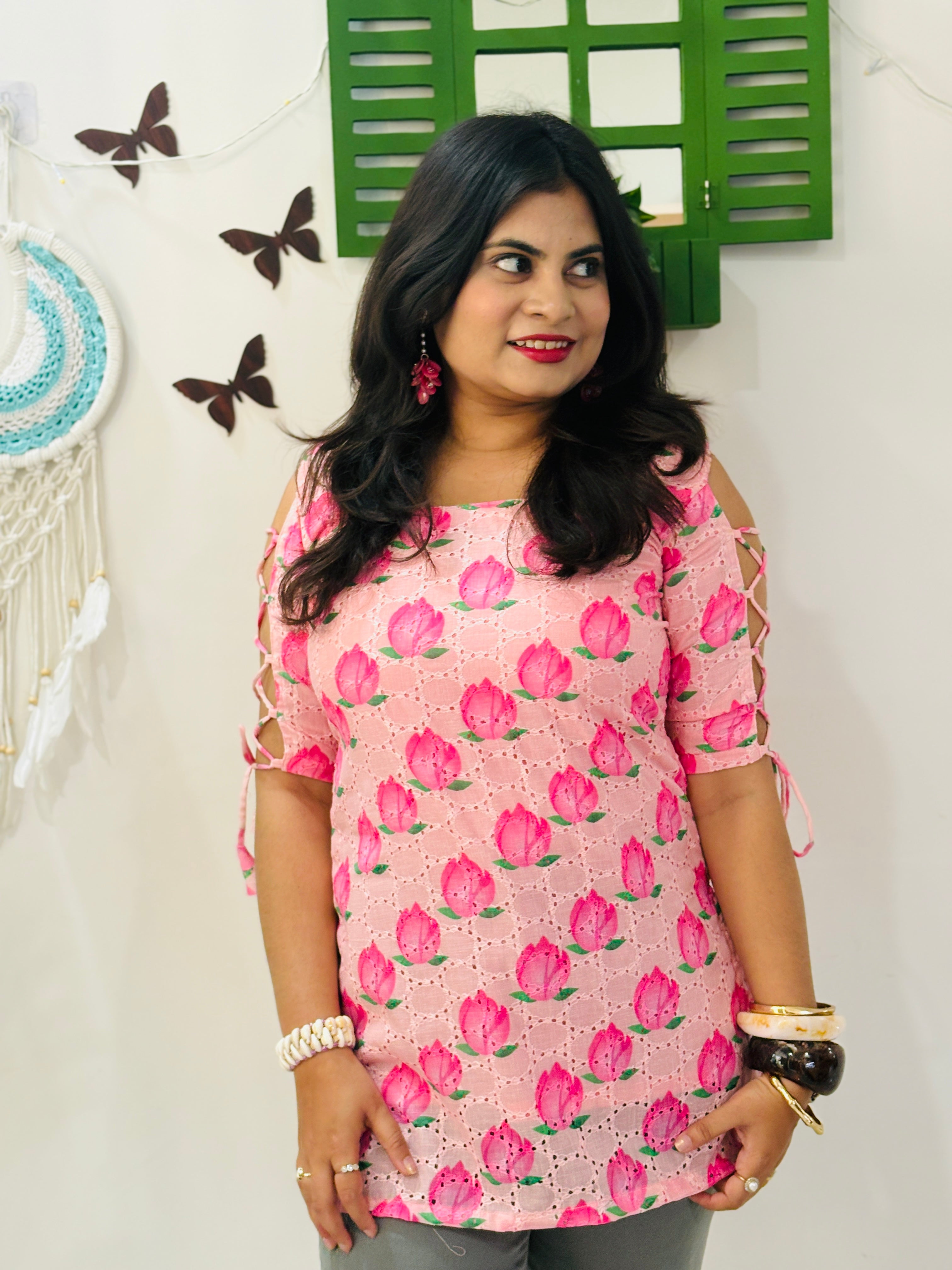 Blush Lotus Dori Sleeve Kurti