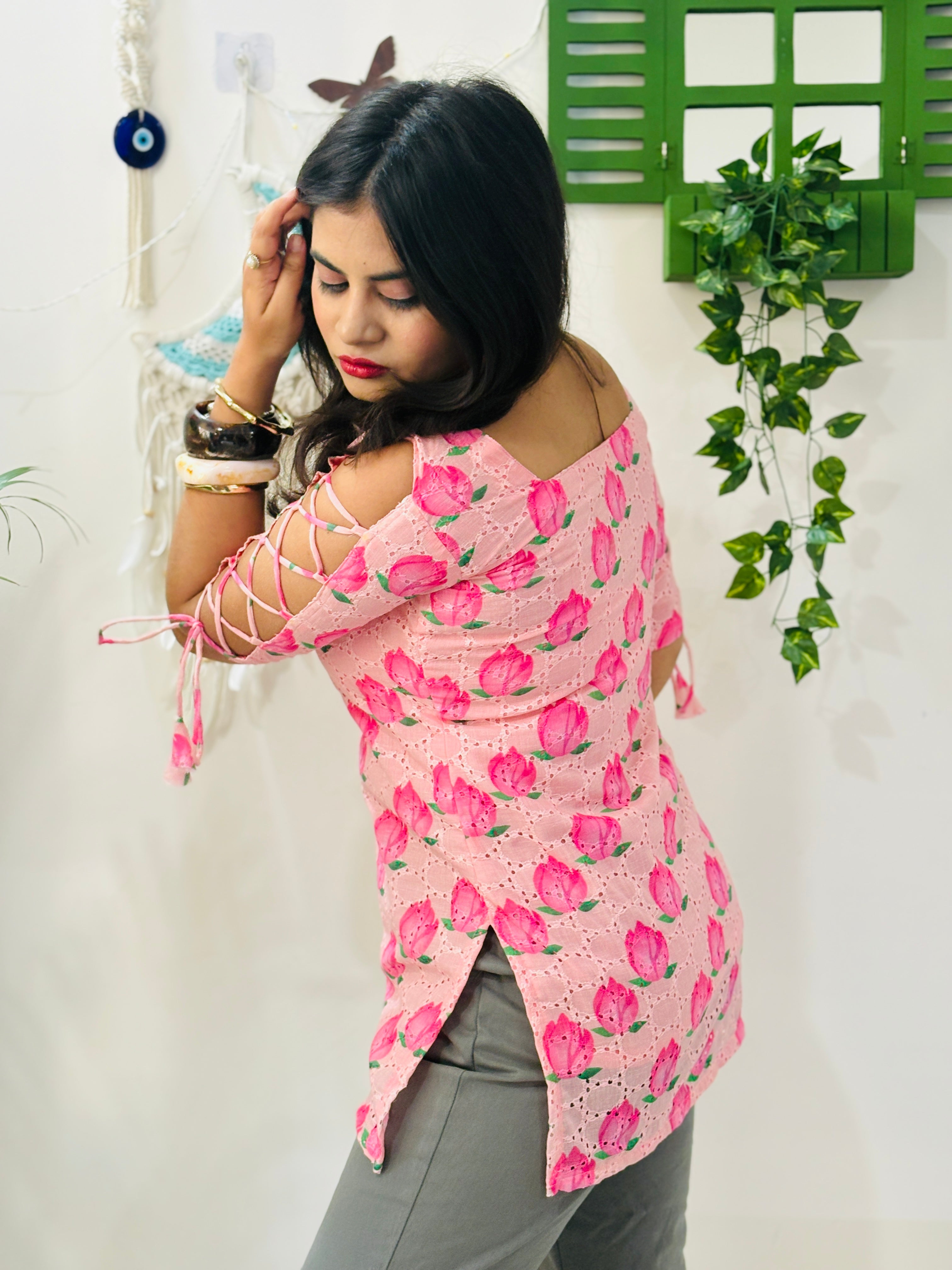 Blush Lotus Dori Sleeve Kurti