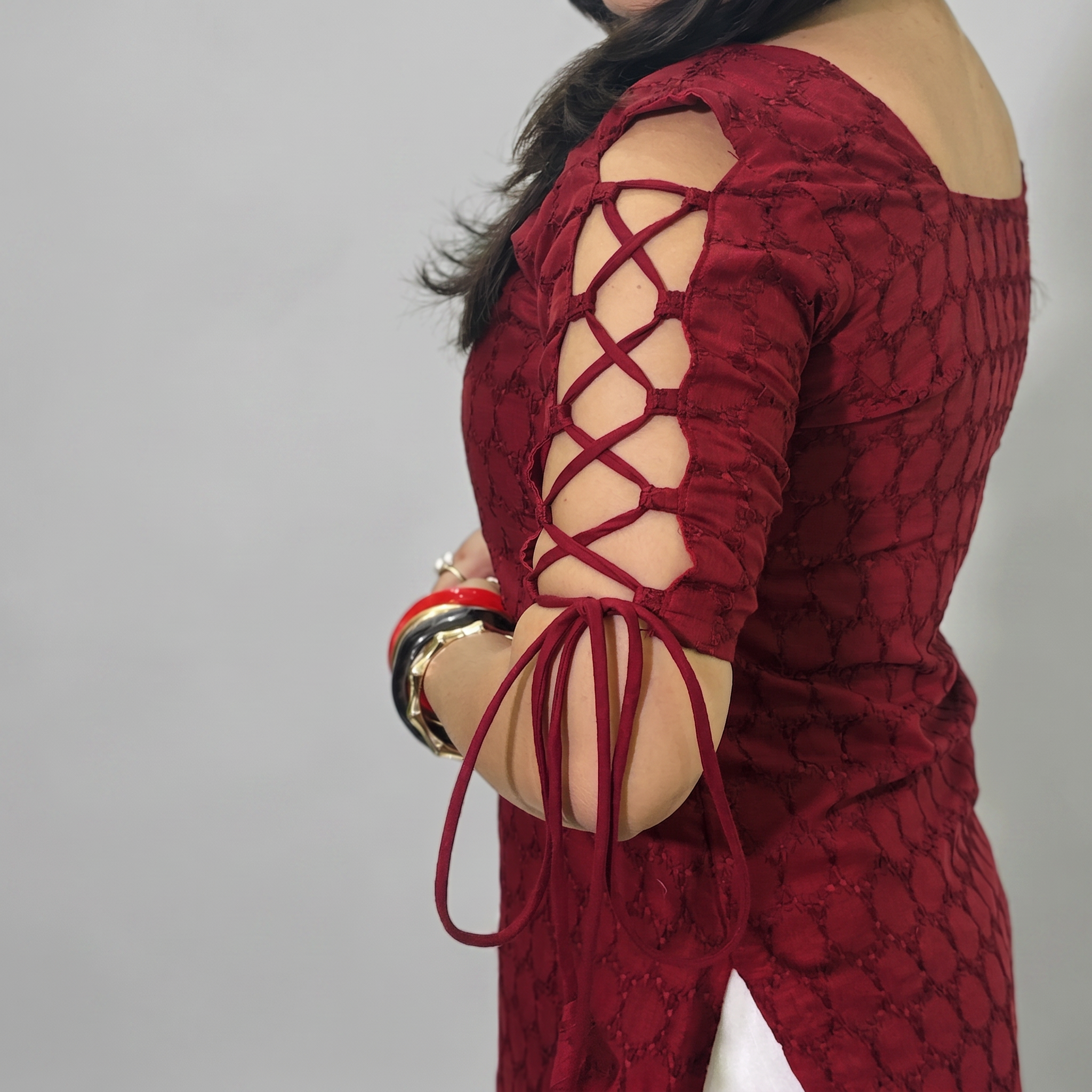 Ruby Dori Sleeve Hakoba Kurti