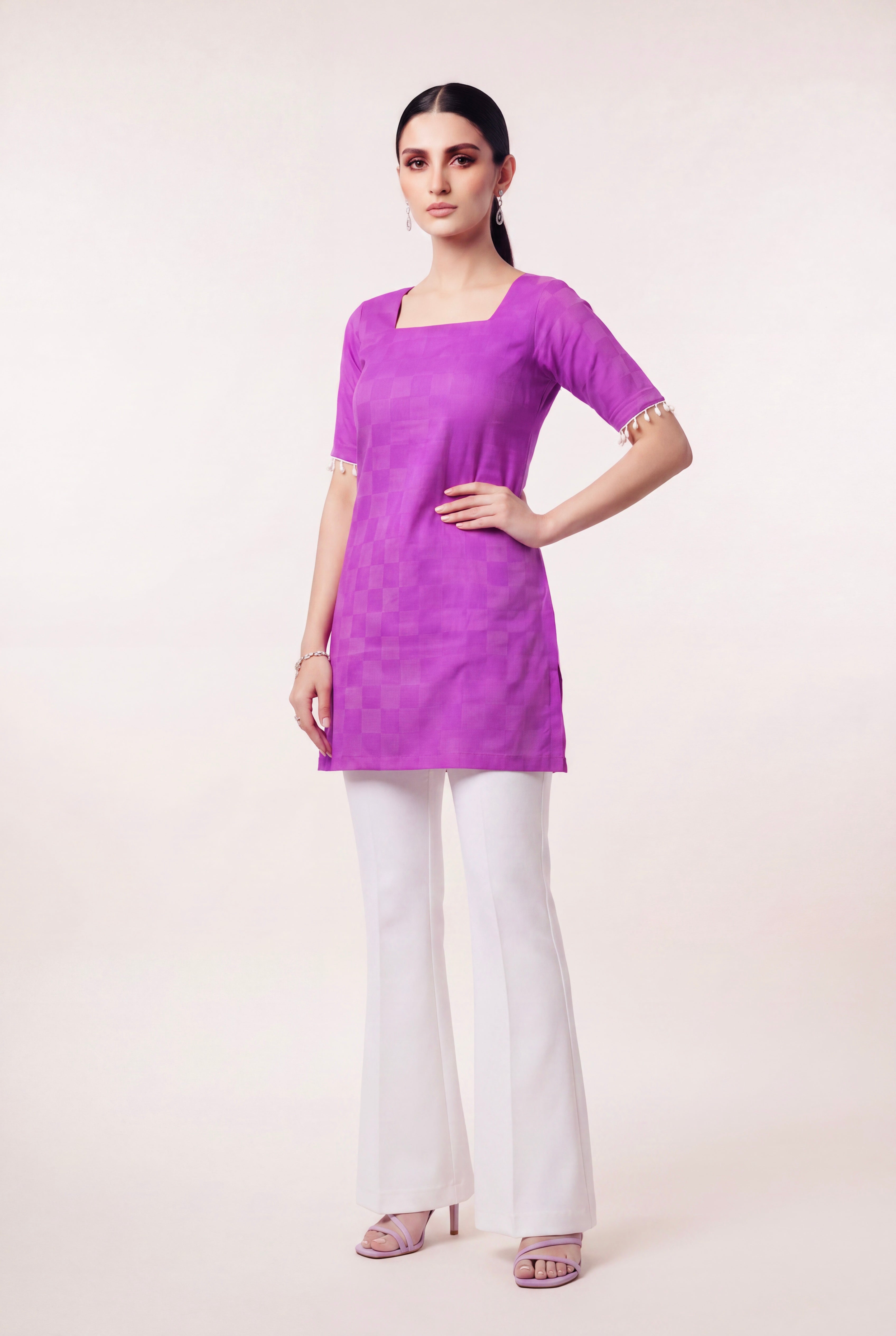 Lavina Pearl Sleeve Kurti
